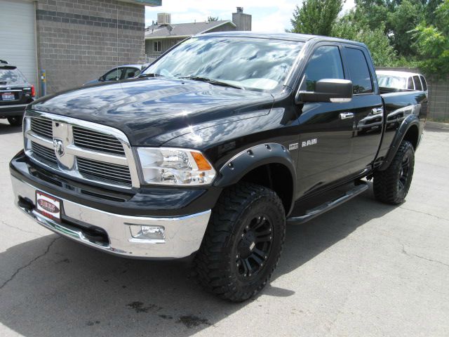 Dodge Ram 1500 2010 photo 2