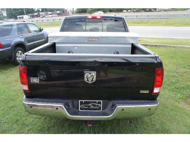 Dodge Ram 1500 2010 photo 2