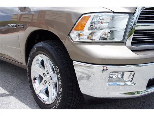 Dodge Ram 1500 2010 photo 4