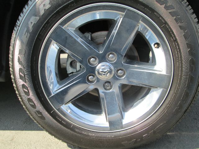 Dodge Ram 1500 2010 photo 4