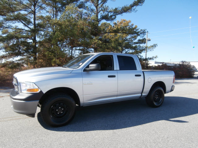 Dodge Ram 1500 2010 photo 3