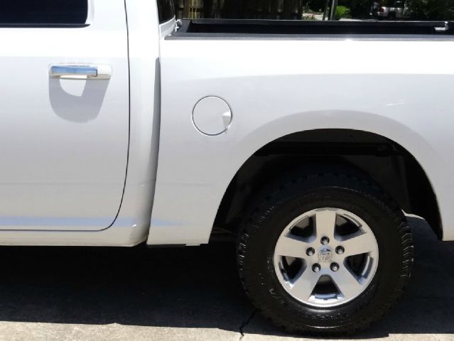 Dodge Ram 1500 2010 photo 4