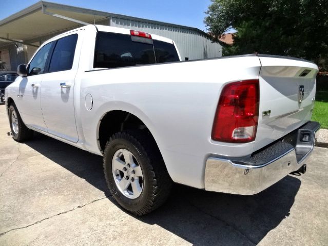 Dodge Ram 1500 2010 photo 42