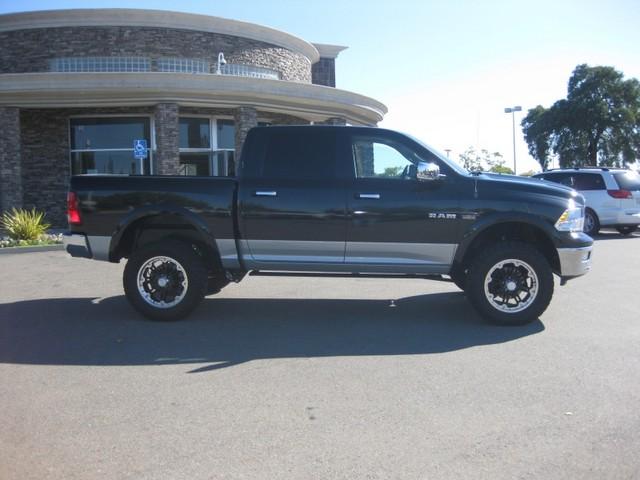 Dodge Ram 1500 2010 photo 4