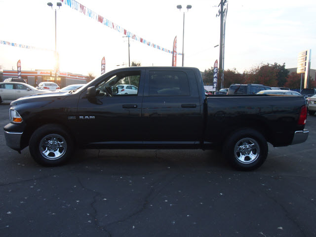 Dodge Ram 1500 2010 photo 3