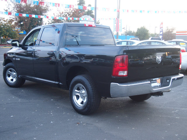 Dodge Ram 1500 2010 photo 4