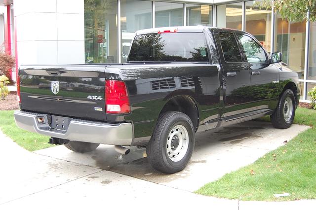 Dodge Ram 1500 2010 photo 5