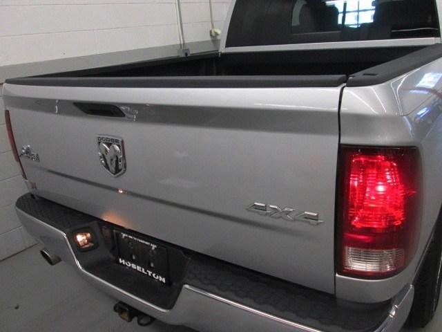 Dodge Ram 1500 2010 photo 4