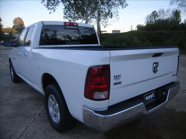 Dodge Ram 1500 2011 photo 1