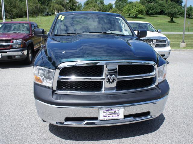 Dodge Ram 1500 2011 photo 3