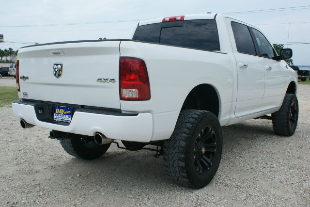 Dodge Ram 1500 2011 photo 1