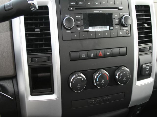 Dodge Ram 1500 2011 photo 5