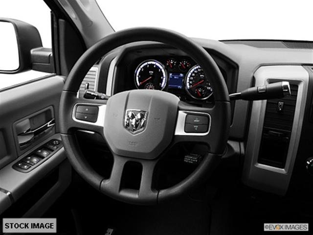 Dodge Ram 1500 2011 photo 3