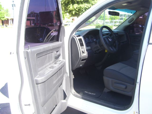 Dodge Ram 1500 2011 photo 11