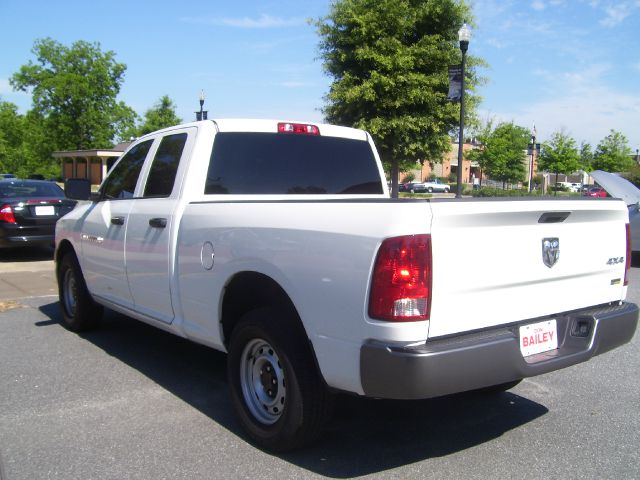 Dodge Ram 1500 2011 photo 48