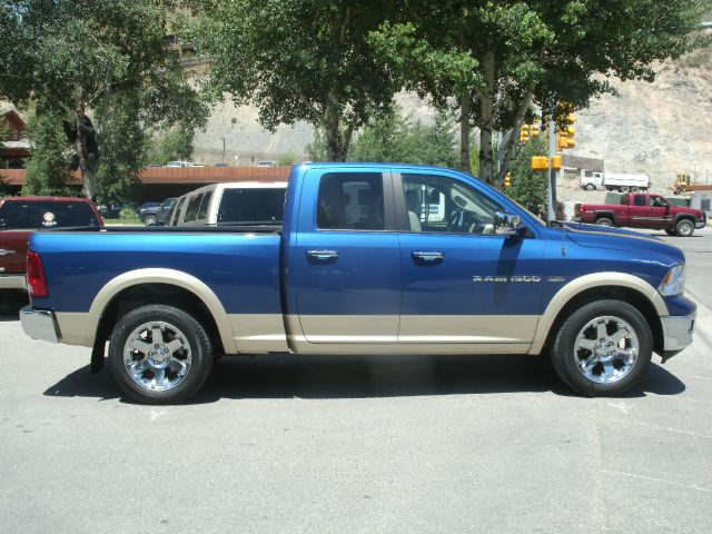 Dodge Ram 1500 4d Wagon AWD Pickup Truck