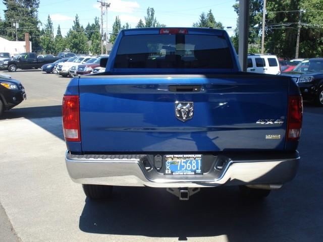 Dodge Ram 1500 2011 photo 12