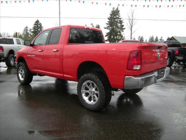 Dodge Ram 1500 2011 photo 2