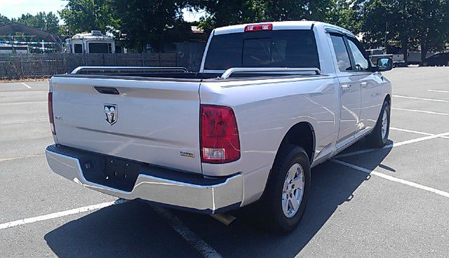 Dodge Ram 1500 2011 photo 1