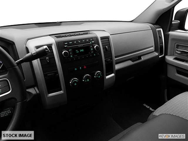 Dodge Ram 1500 2011 photo 13