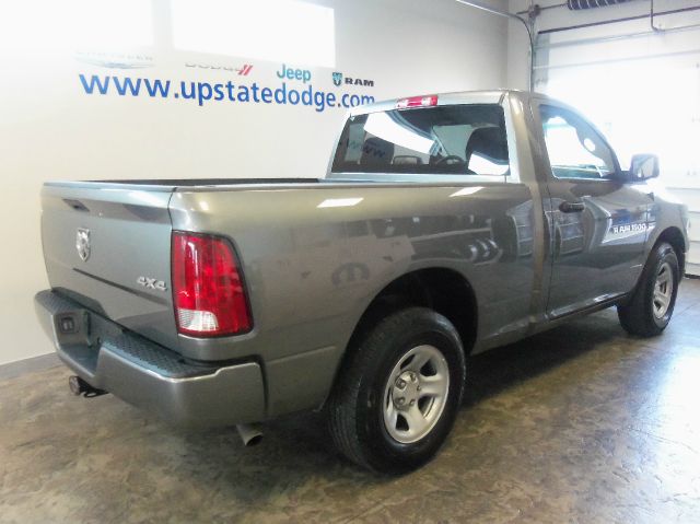 Dodge Ram 1500 2011 photo 2