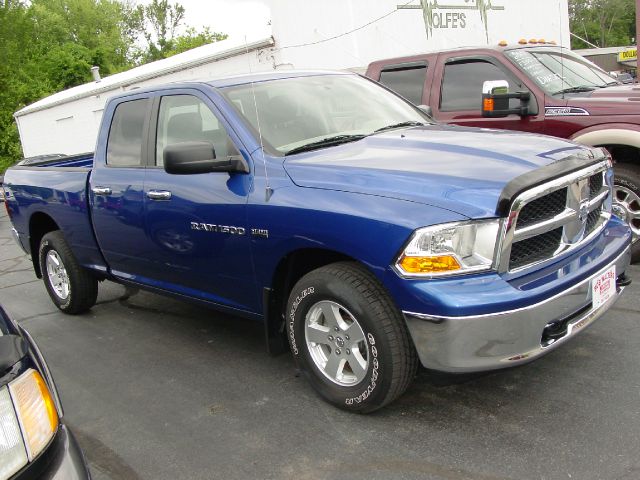 Dodge Ram 1500 2011 photo 2