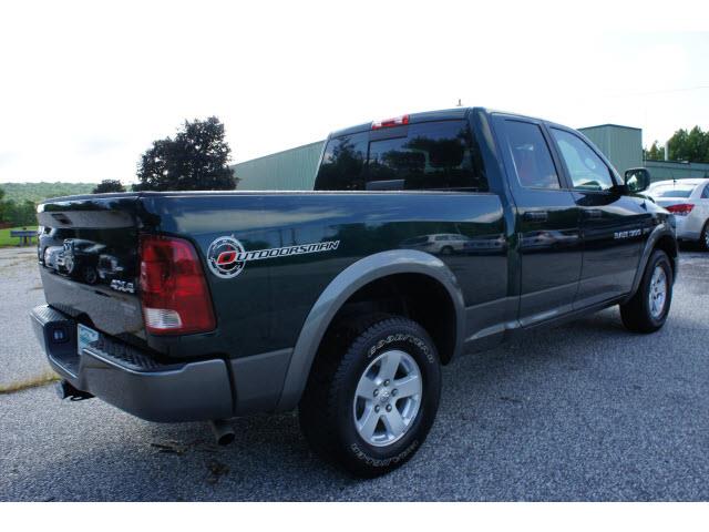 Dodge Ram 1500 2011 photo 4