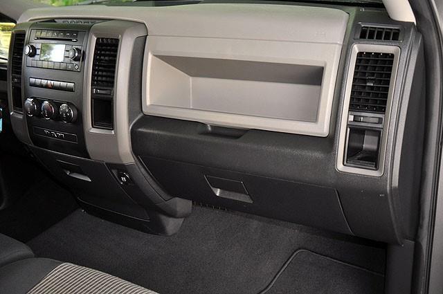 Dodge Ram 1500 2011 photo 13