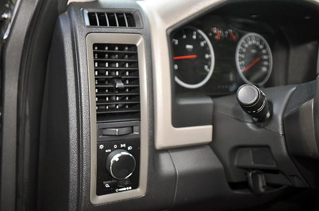 Dodge Ram 1500 2011 photo 20