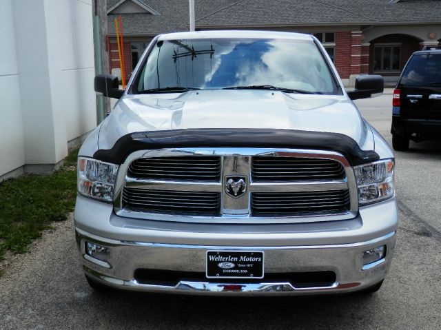 Dodge Ram 1500 2011 photo 3