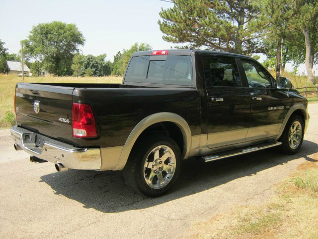 Dodge Ram 1500 2011 photo 1