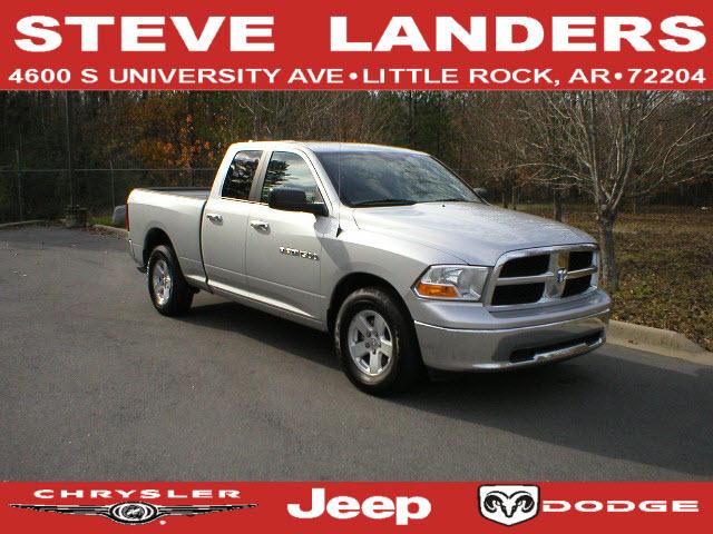 Dodge Ram 1500 2011 photo 2