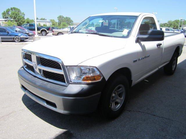 Dodge Ram 1500 2011 photo 2