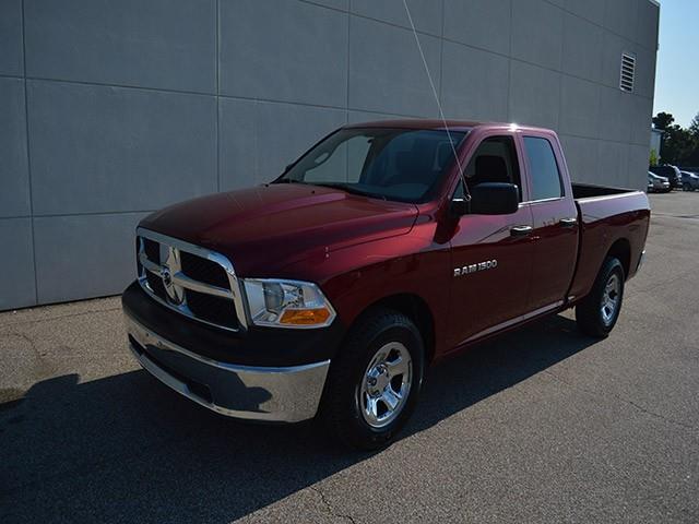 Dodge Ram 1500 2011 photo 2