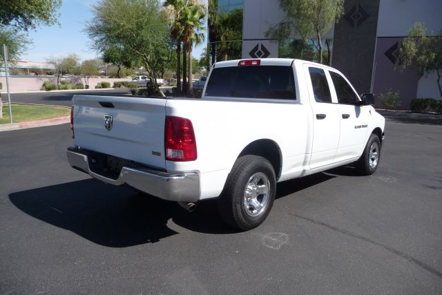 Dodge Ram 1500 2011 photo 1