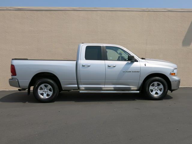 Dodge Ram 1500 2011 photo 3