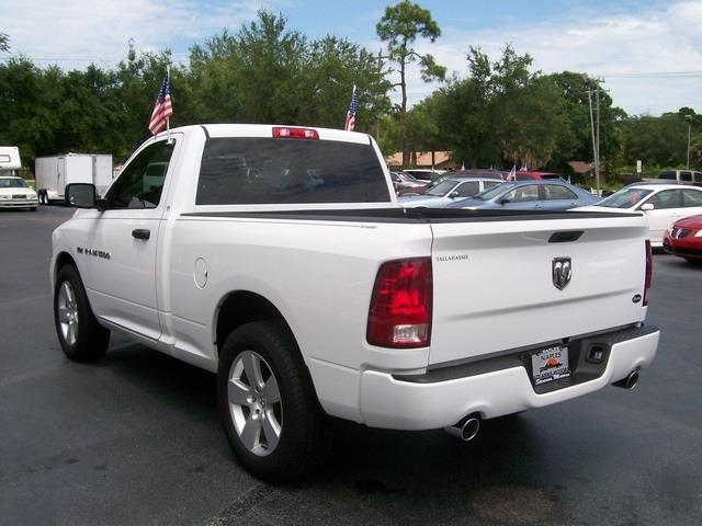 Dodge Ram 1500 2011 photo 35