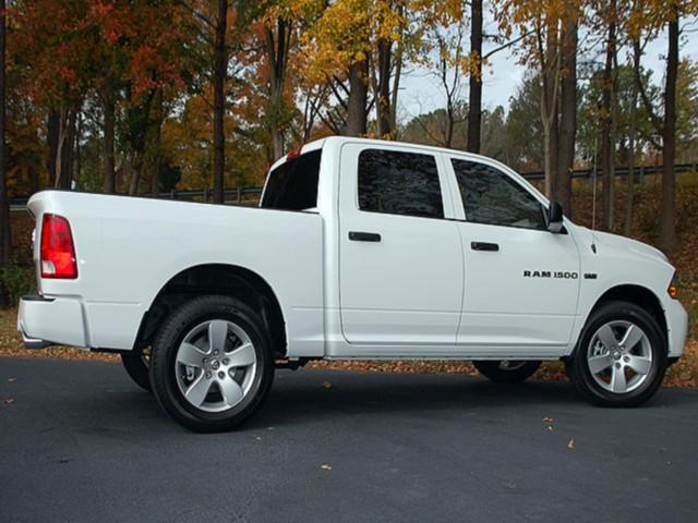 Dodge Ram 1500 2012 photo 2