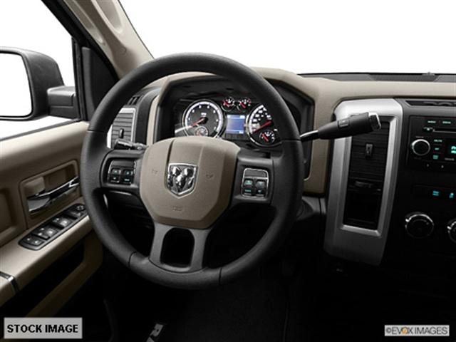 Dodge Ram 1500 2012 photo 3