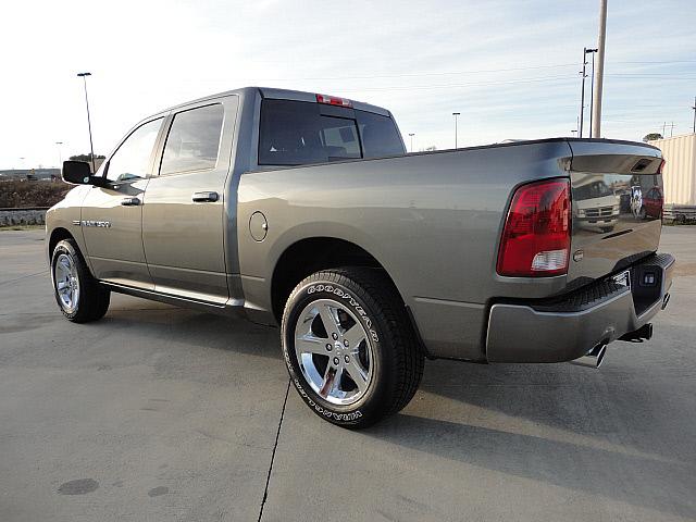 Dodge Ram 1500 2012 photo 1