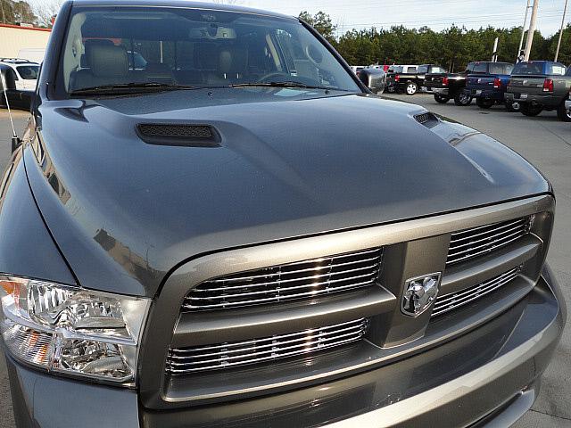 Dodge Ram 1500 2012 photo 3