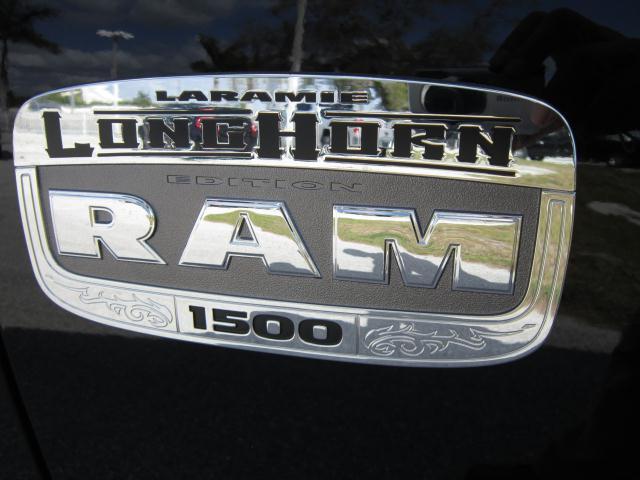 Dodge Ram 1500 2012 photo 2