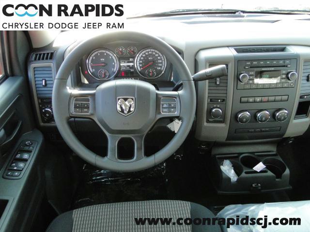 Dodge Ram 1500 2012 photo 2