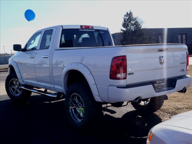 Dodge Ram 1500 2012 photo 1