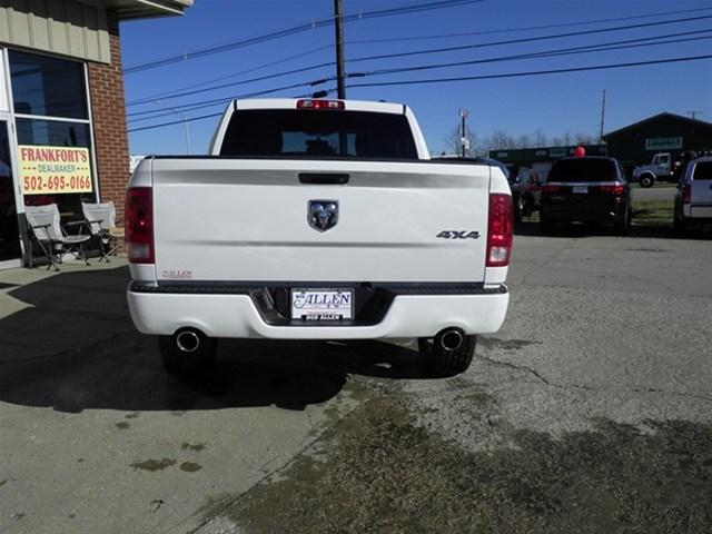 Dodge Ram 1500 2012 photo 5