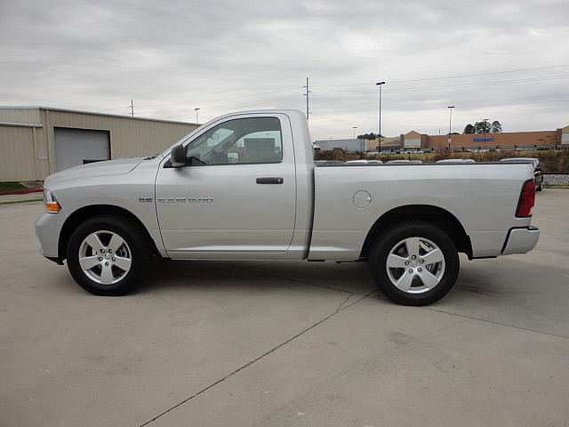 Dodge Ram 1500 2012 photo 1