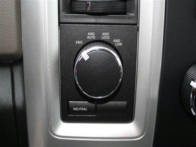 Dodge Ram 1500 2012 photo 2