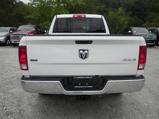 Dodge Ram 1500 2012 photo 4