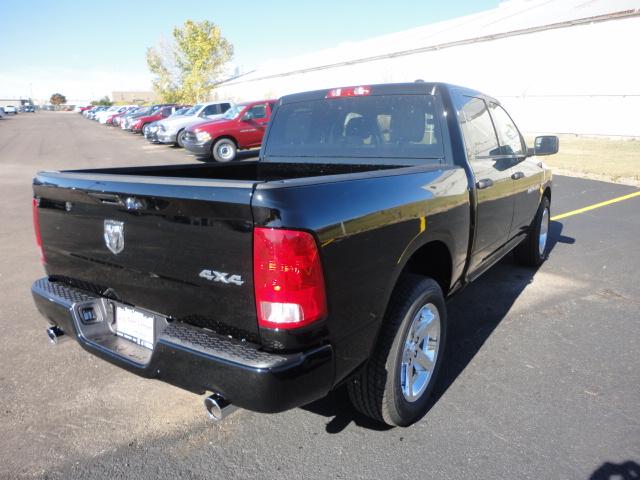 Dodge Ram 1500 2012 photo 2