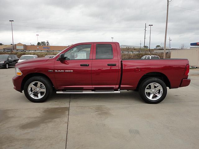 Dodge Ram 1500 2012 photo 2